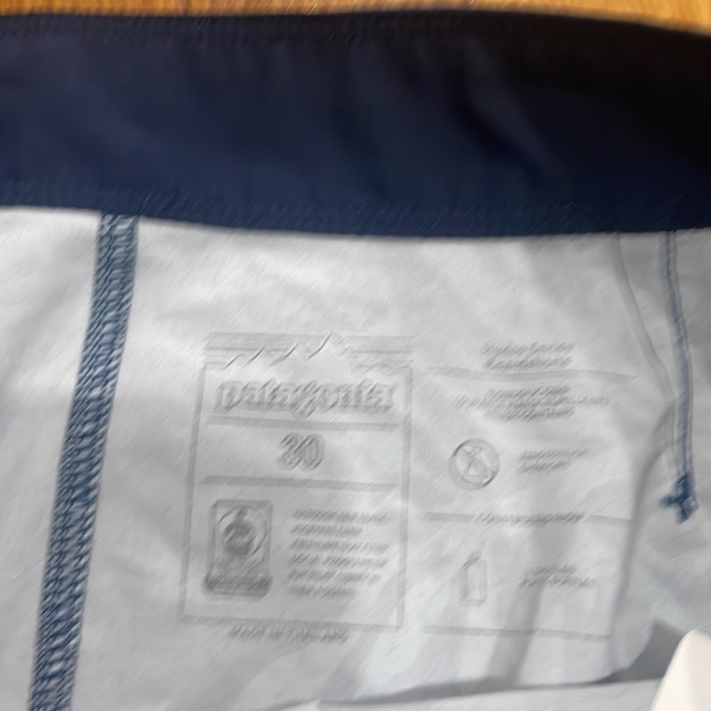 Patagonia swim shorts - Picture 4 of 5